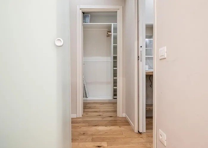 Ht Maison Angera