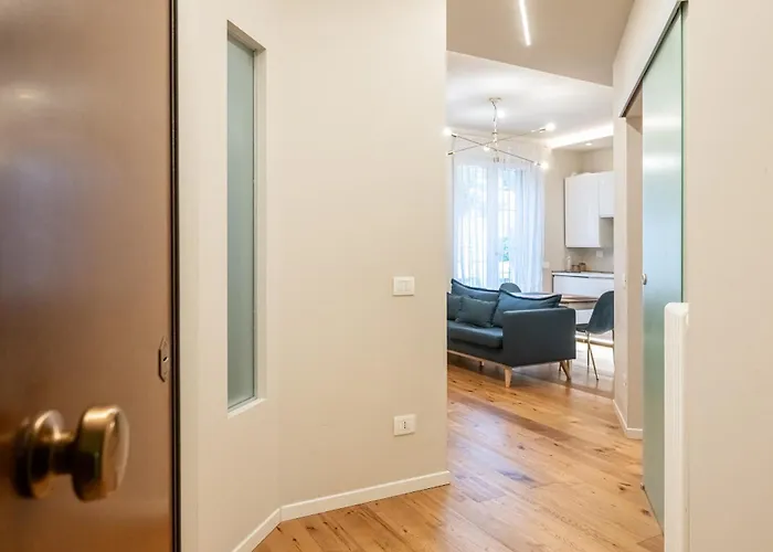 Ht Maison Angera