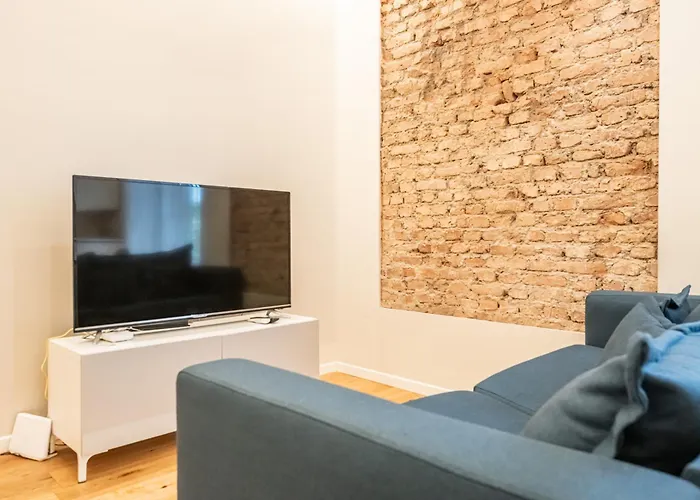 Ht Maison Angera Lejlighed Milano