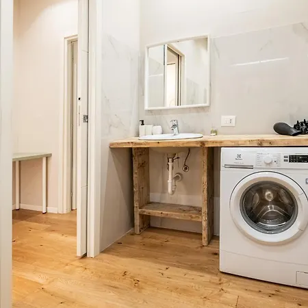 Ht Maison Angera Milán