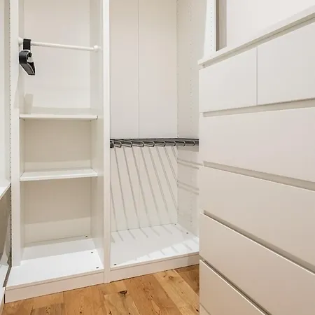 Apartman Ht Maison Angera Milánó