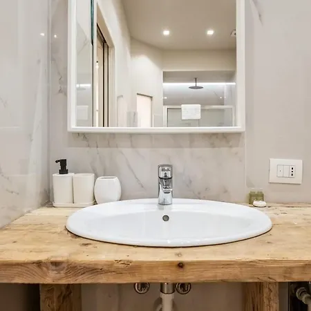Ht Maison Angera Apartman Milánó