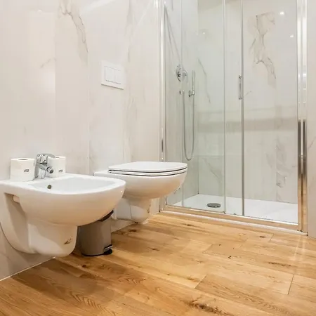 Ht Maison Angera Milánó