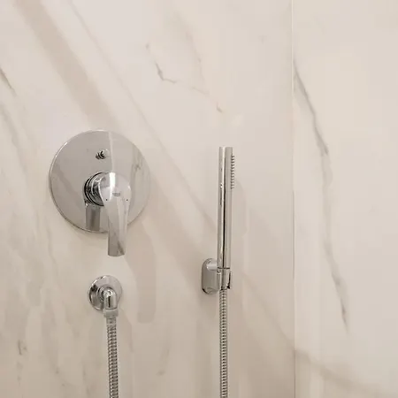 Apartman Ht Maison Angera *