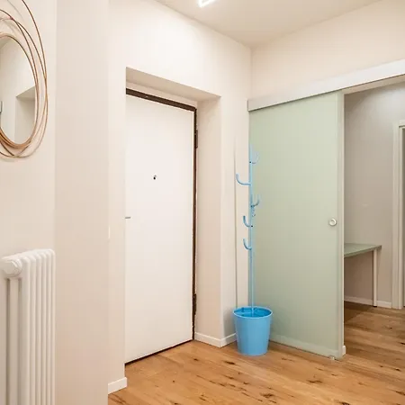 Ht Maison Angera * Milánó