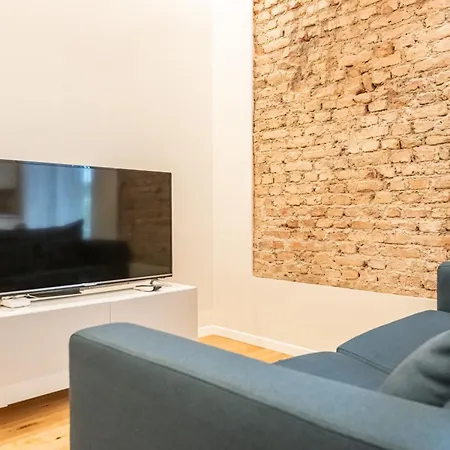 Ht Maison Angera Apartman Milánó
